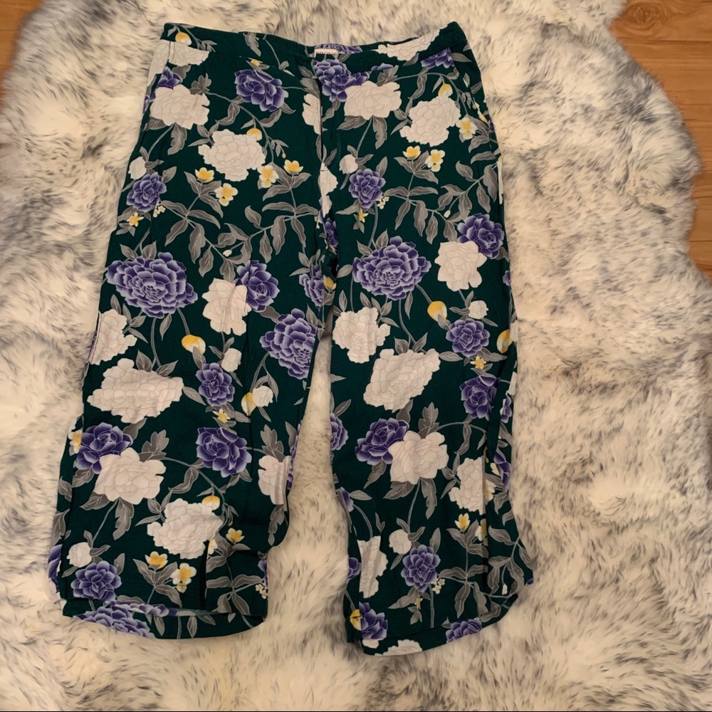 Blue Floral Gaucho Style Pants- XXL